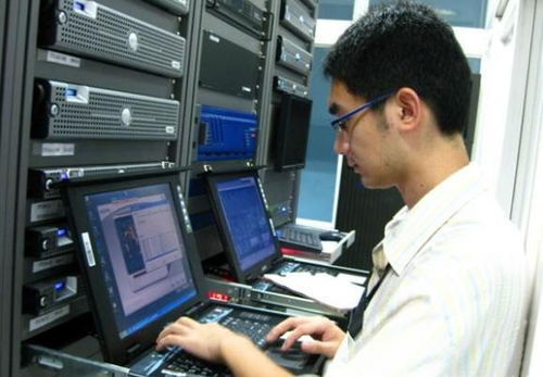 计算机专业学生的职业选择 四线城市公务员与月薪2万私企的权衡